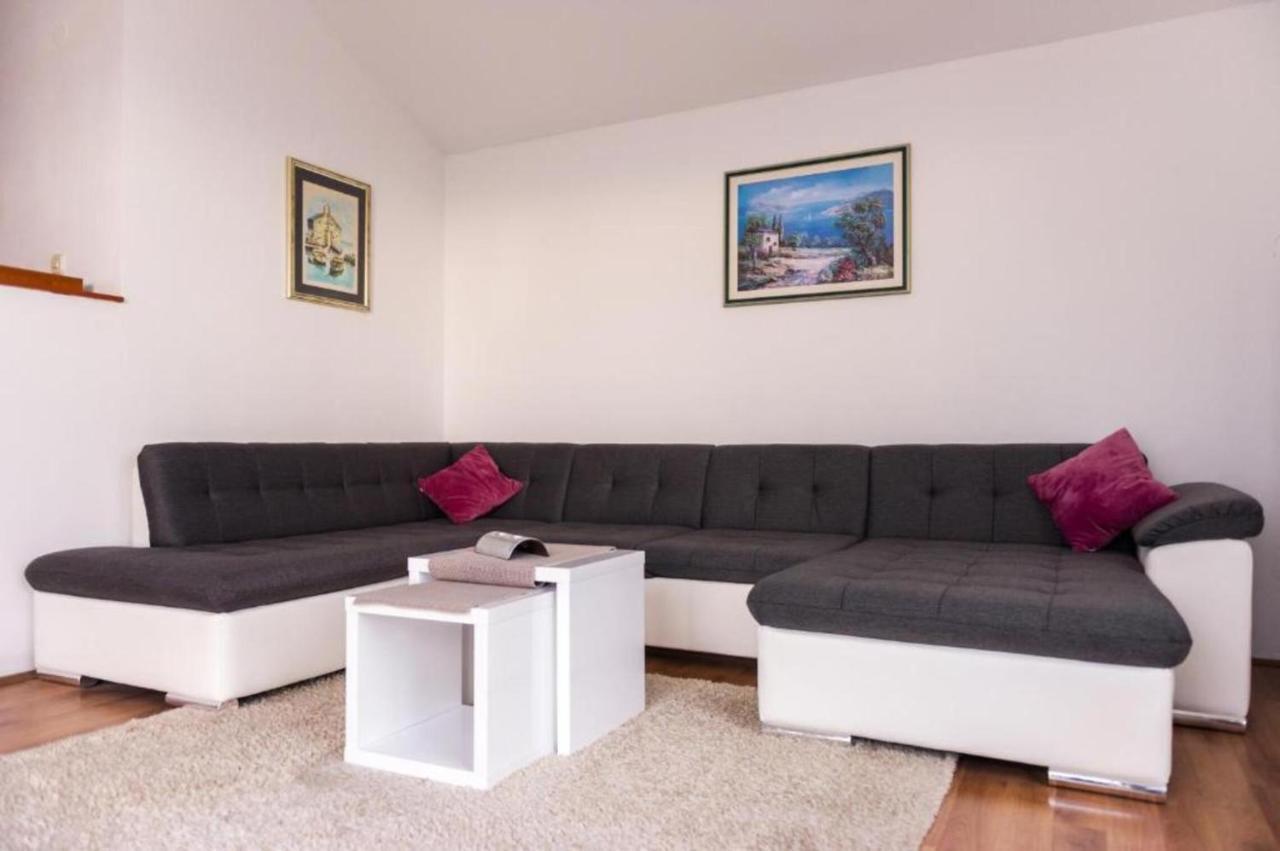 Cartolina Di Mare Appartement Podstrana Buitenkant foto